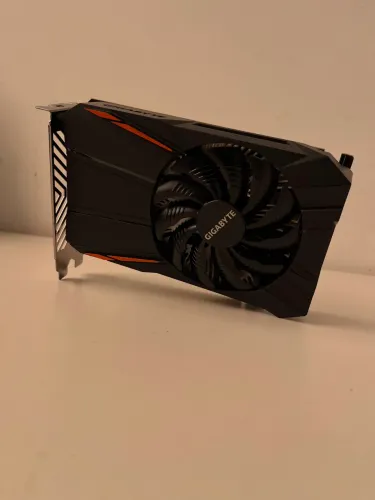 Placa de Vídeo Gigabyte GTX 1050 TI 4GB