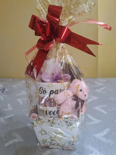 Mimos para presentear alguém especial Contato Rejane *