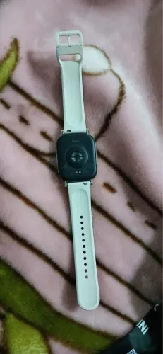 iPhone 12 e Redmi Watch 5 lite