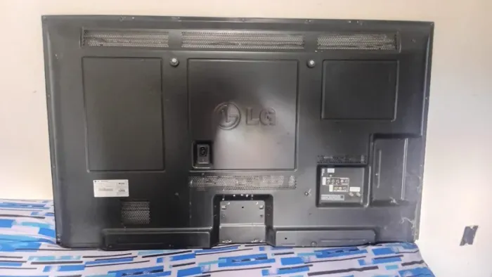 TV LG 50p com defeito/avaria
