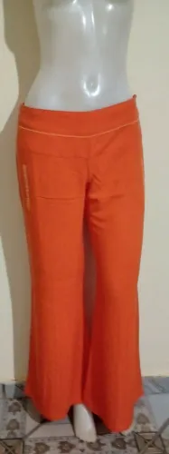 Calça flare feminina na cor laranja Tamanho 38