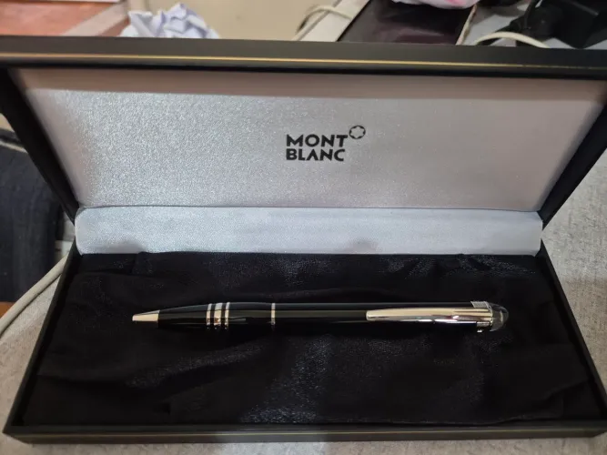Caneta esferográfica Mont Blanc 