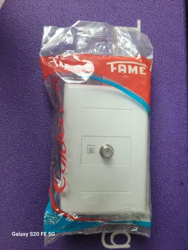 TOMADA FAME EVIDENCE PARA ANTENA DE TV A CABO COAXIAL DE 75 OHMS valor: 16,80 (un)