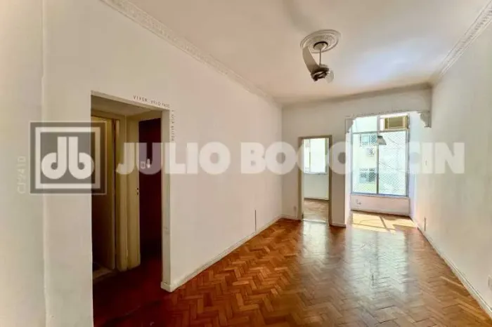 Apartamento : Padrão / Residencial / Laranjeiras