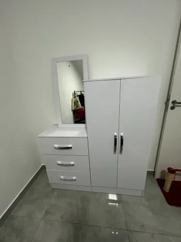 Cômoda com sapateira 