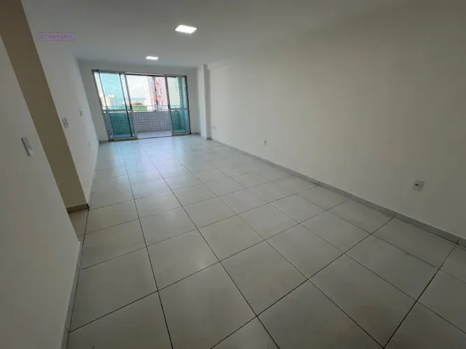 Apto - 3 Quartos - 3 Suítes - 131,5m²