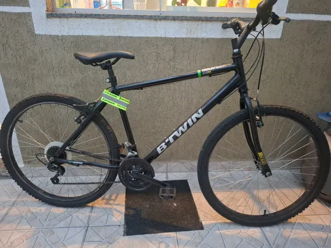 Bicicleta BTWin  Aro 26