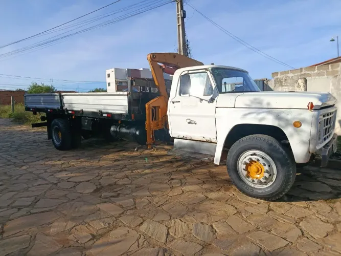 Ford F-14000 1988
