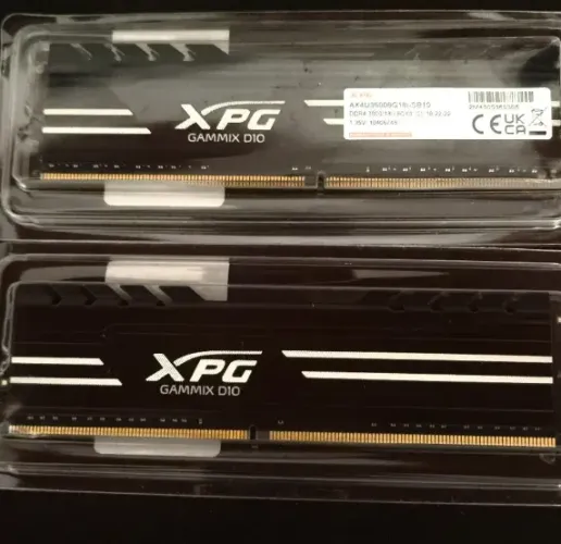 Memória DDR4 3600Mhz 16Gb 2x8GB XPG Gammix