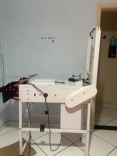 Máquina de fazer fraldas