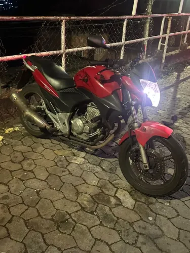 Vendo CB 300R
