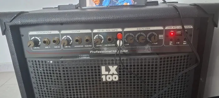 Caixa para guitarra lx100