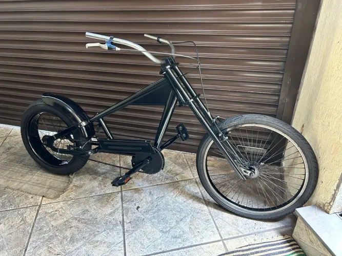 Bicicleta Chopper Schwinn Sting Ray tem o banco