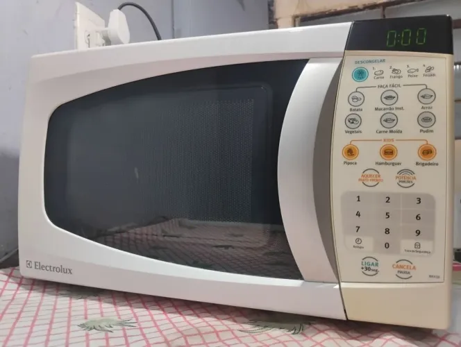 Microondas Electrolux 22 litros 