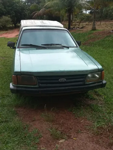 Ford Pampa L 1.6 (álcool) 1989