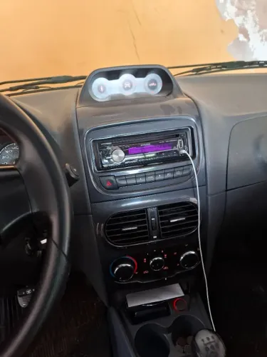 Fiat Strada Adventure 1.8/ 1.8 Locker Flex CE 2013