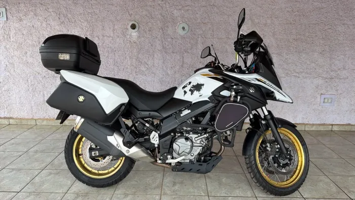 Suzuki V Strom 650 adventure tour 