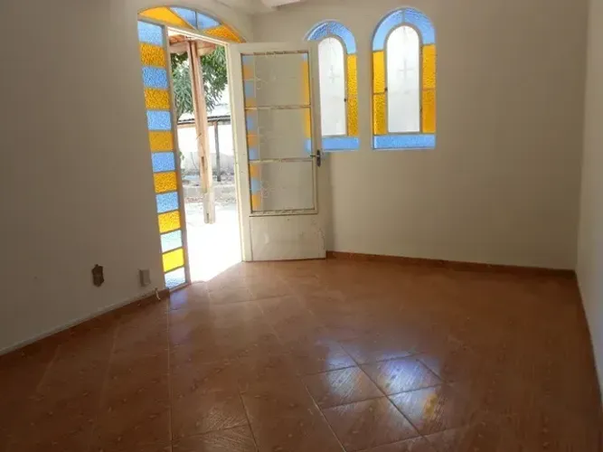 Casa com 2 quartos e 1 vaga de garagem coberta no Bairro Paraíso