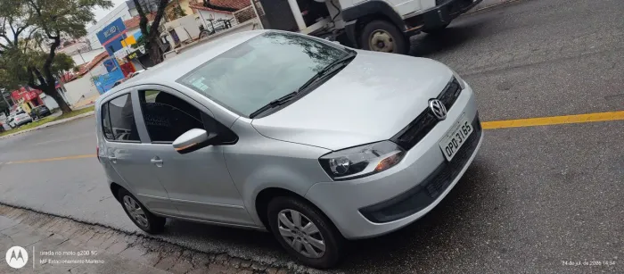 Volkswagen Fox Bluemotion 1.6 MI Total Flex 5P. 2013