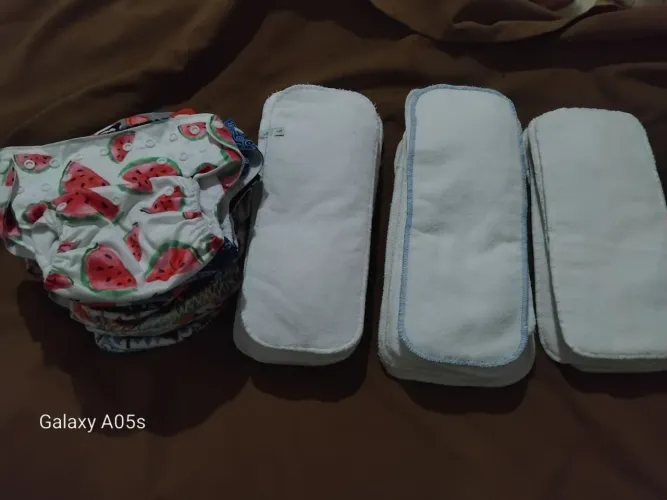 Fraldas ecológicas para bebê menina 