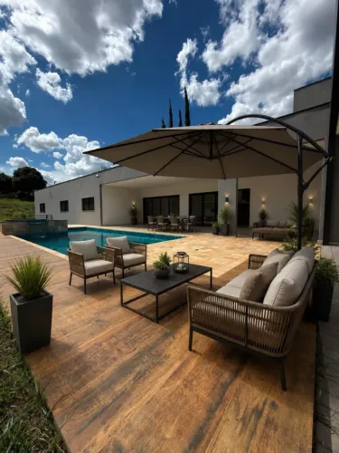 Casa a venda no condomínio Shangri-lá em Bauru -SP.