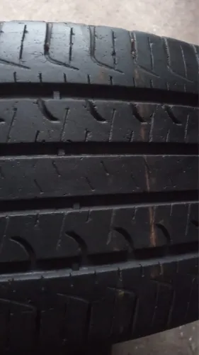Pneus 215/55R17 Goodyear apenas 250 cada