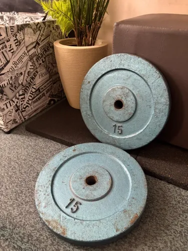 Kit 2 Anilhas de 15kg - Ferro Fundido [R$9,00 o KG]