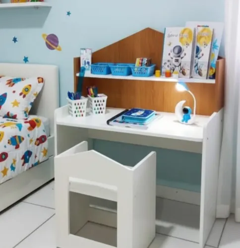 Mesa infantil em mdf
