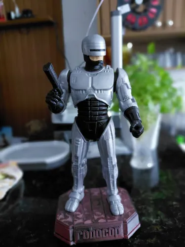 ROBOCOP DECORAÇÃO 24CM