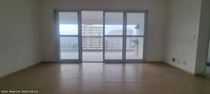 Apartamento para Venda em São Paulo, Cambuci, 3 dormitórios, 3 suítes, 4 banheiros, 2 vaga
