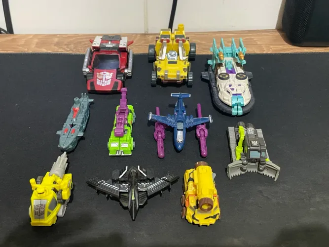 10 bonecos transformers 