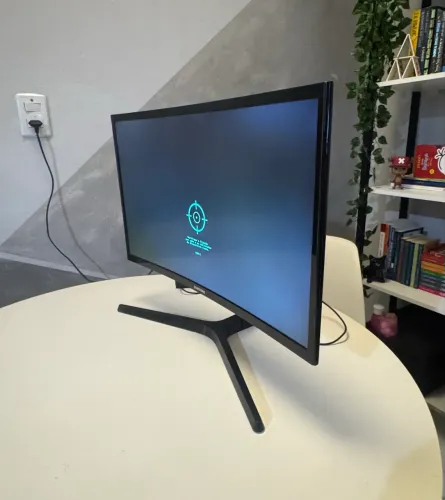 MONITOR SAMSUNG ODYSSEY CRG5 24? CURVO 144HZ