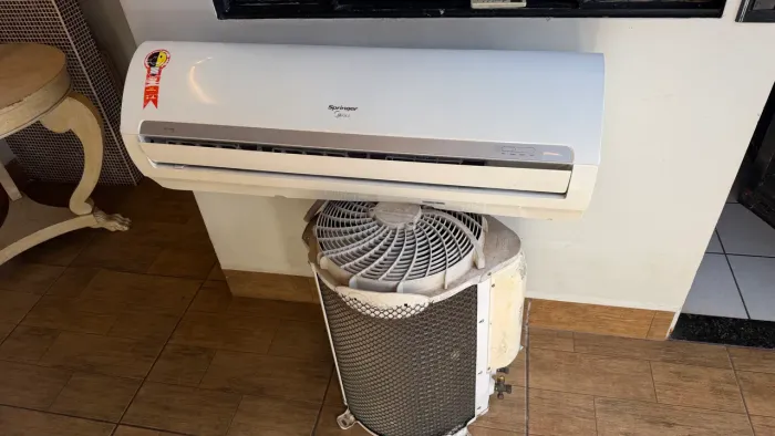 AR CONDICIONADO 24000 BTUS
