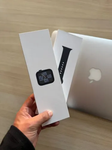 Apple Watch SE 2 GPS
