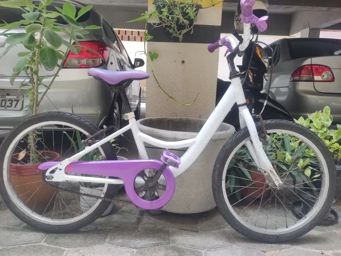 Bicicleta infantil Caloi Ceci aro 20"