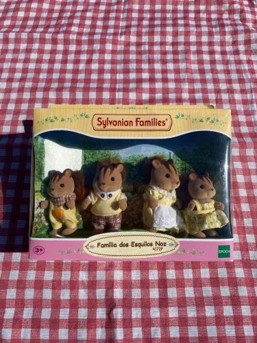 Sylvanian Families - Família dos Esquilos Noz