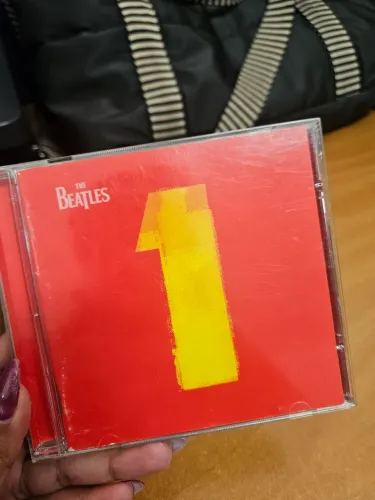CD ORIGINAL THE BEATLES