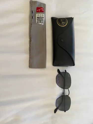 Óculos Ray-Ban preto 