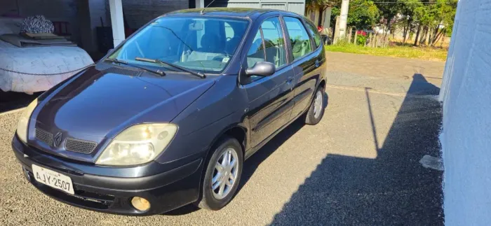Renault Scenic Rxe/ Privilège 1.6 16V Mec. 2001