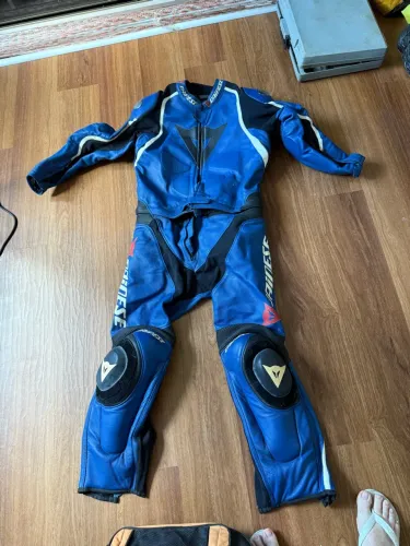 Macacão Dainese Original em Couro para Moto - Tamanho 52 - Racing