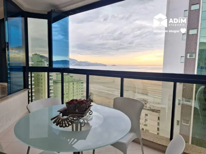 Apartamento para Aluguel em Itapema (Meia Praia) | 4 Suítes | 3 Vagas