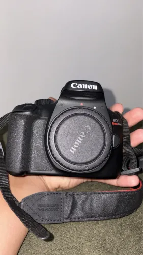 Vendo câmera EOS Rebel T100