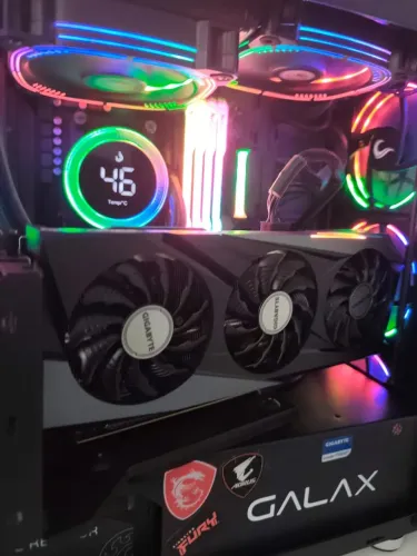Placa de video Rtx 3060 Gigabyte 3 fans