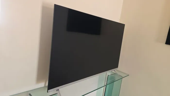 Vendo tv phillips. Motivo , comprei uma maior