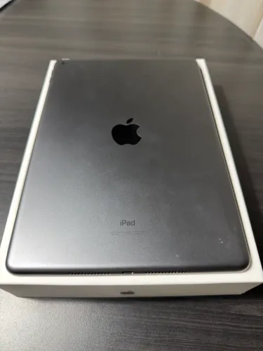 iPad 9 64gB cinza espacial 