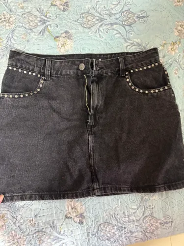 Saia jeans preta 44( veste 42)
