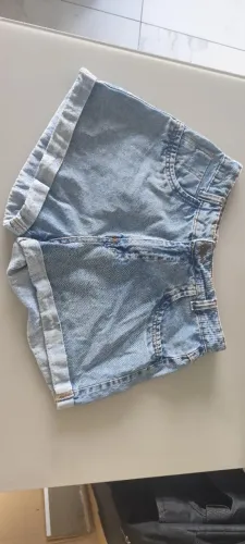 Shorts jeans lavagem clara -  N 42 nunca usado 