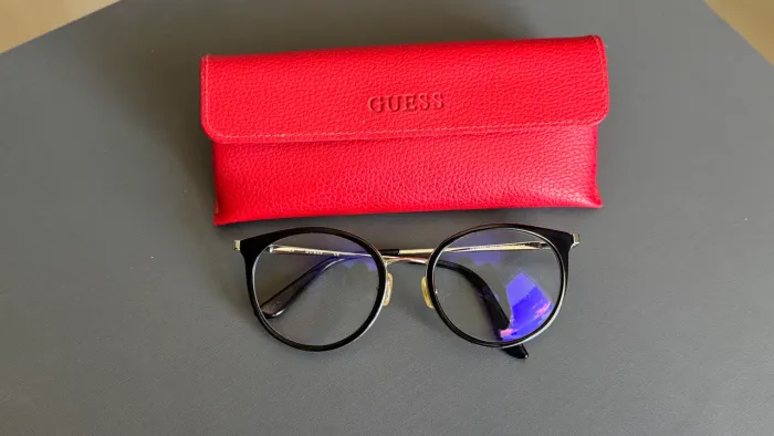 Armação GUESS para óculos de grau