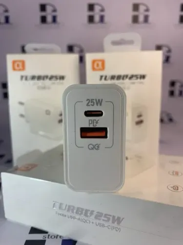 Fonte de carregamento duas entradas USB e Tipo C turbo