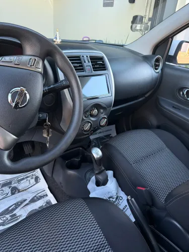 Nissan March SV 1.0 12V Flex 5P 2020